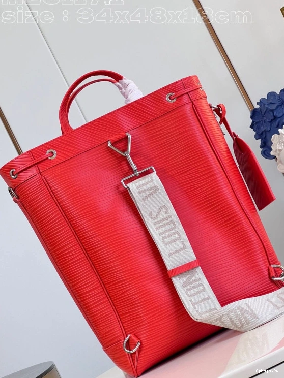 LOUIS VUITTON Maxi Sling Noé 0225